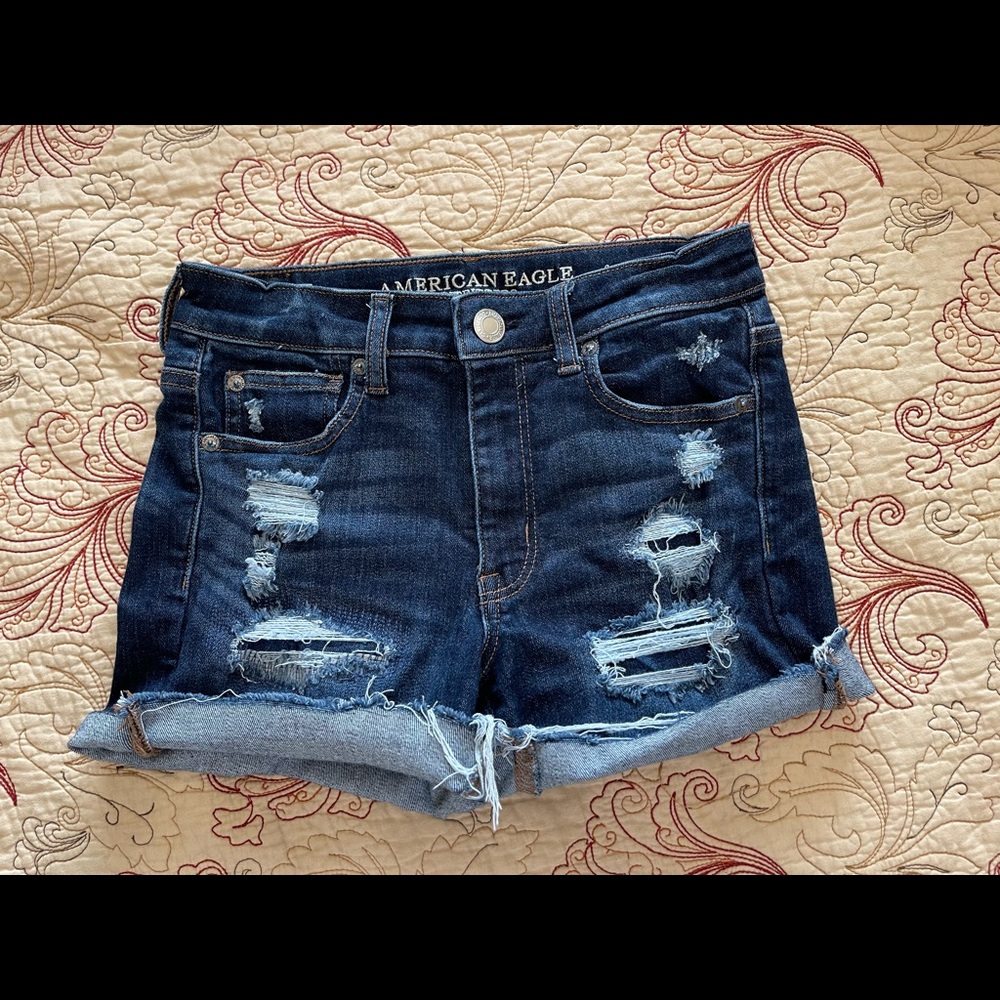 American Eagle Next Level Stretch X Hi-Rise Shortie size 4